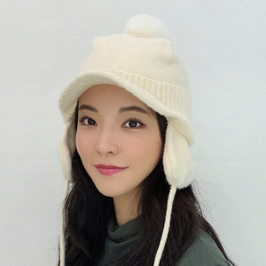 겨울 니트 큐티 귀달이 귀도리 털방울 여자 귀마개 방한 모자
